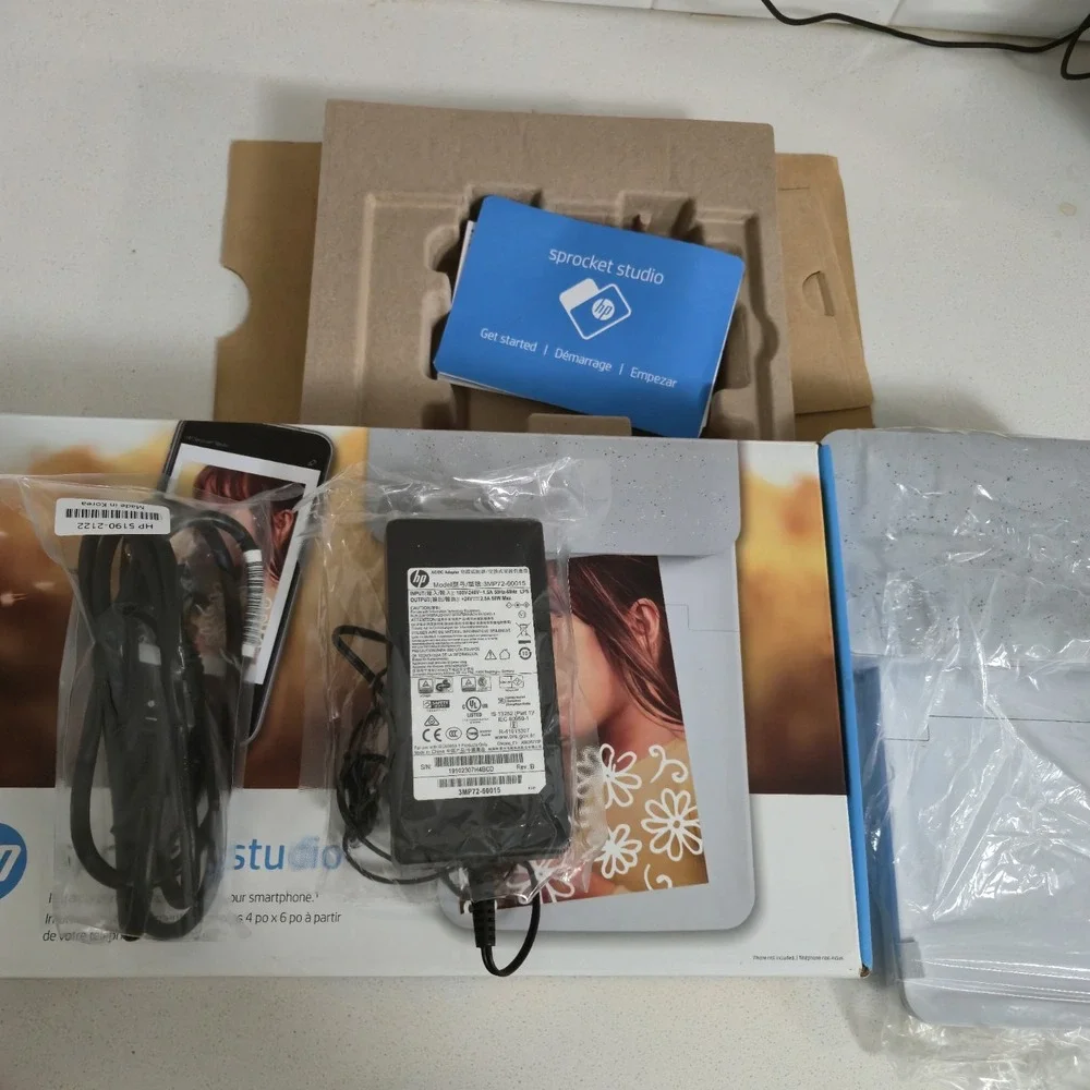 HP Sprocket Studio 3MP72A Bluetooth 4x6 Photo Printer Tested Working Box